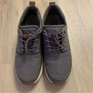Reef Rover Low Gray Canvas Shoes